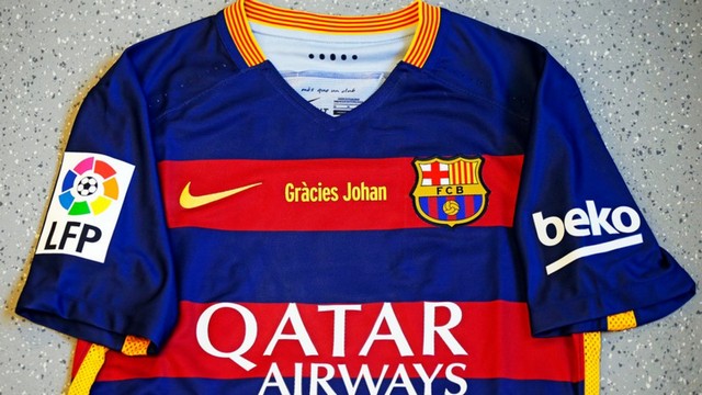 "شكرا كرويف" على قميص برشلونة في الكلاسيكو ?i=ahmedsalmanuae%2f2016-04-01_12h33_07-1170x658+%281%29