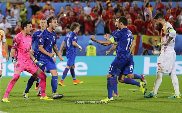 كرواتيا تصعق إسبانيا بفوز قاتل 2-1 وتجبرها على صدام ناري مبكر مع إيطاليا