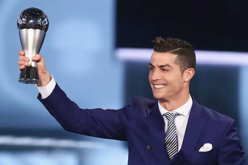 لماذا قرر "فيفا" إقامة حفل جوائز الأفضل في لندن؟ ?i=eldeeb1%2f8%2f132%2fthe-best-fifa-football-awards