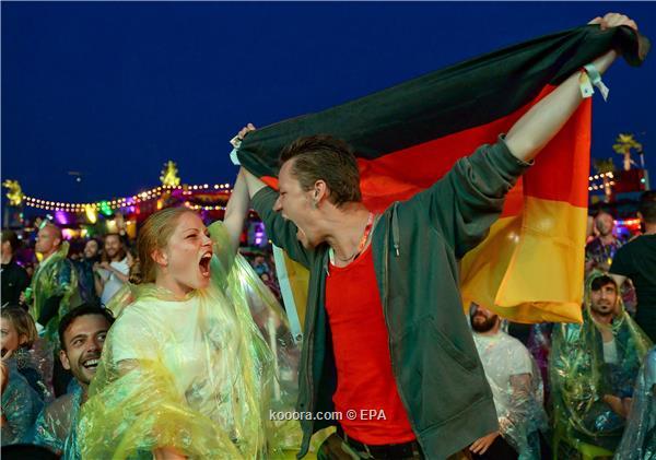  احتفالات ألمانية مجنونة بالانتصار ?i=epa%2fsoccer%2f2014-07%2f2014-07-08%2f2014-07-08-04306229_epa