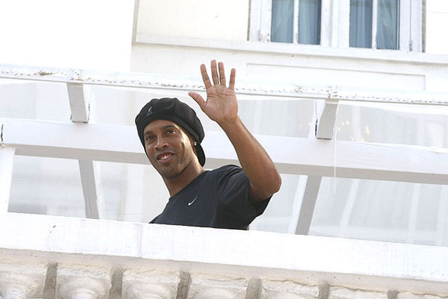 بالصور  في أغلى غرفة بمونديال البرازيل Ronaldinho