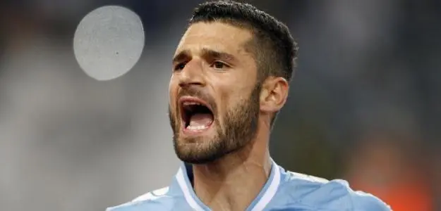 برشلونة يتطلع  لضم لاعب لاتسيو ?i=omar_a%2fkooora%2fcandreva2