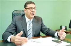 محمود طاهر يتوعد محمد يوسف بسبب خروجه عن النص في تصريحاته  ?i=zaki%2f2012-10%2f069