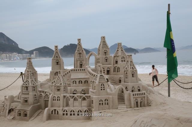 بالبرازيل .. الرمال تتحول إلى قصور على شاطئ كوبا كابانا Koo_T89A6065