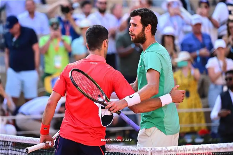 Novak Djokovic wins at French Open to reach 45th Grand Slam semi