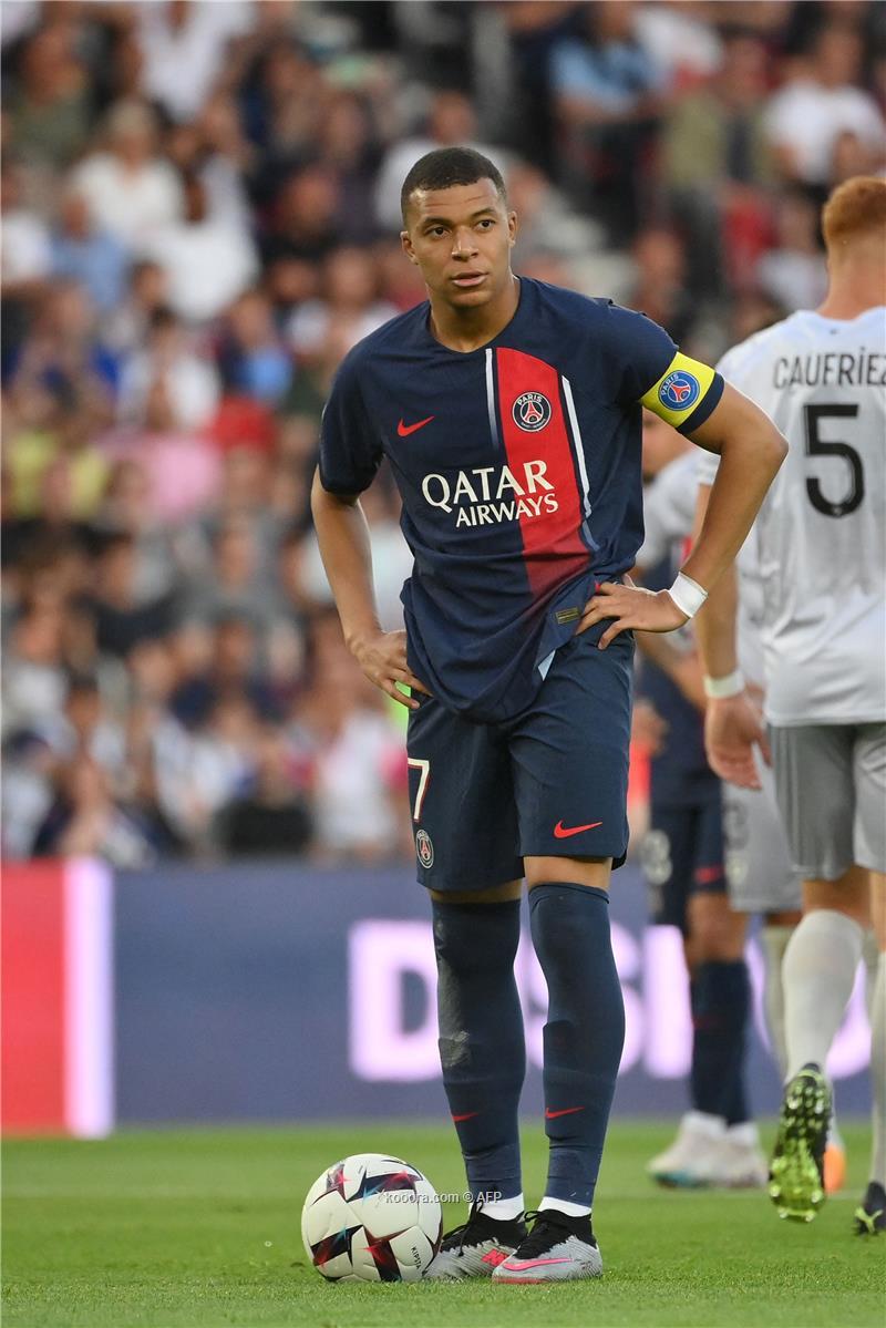 Paris Imposes Strict Measures Against Mbappe, Real Madrid Awaits Signal