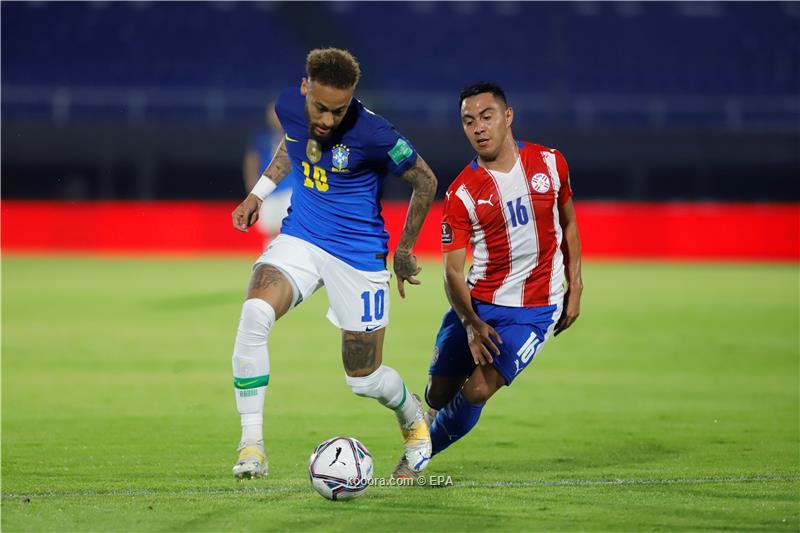 Brazil score early and late to defeat Paraguay 2-0